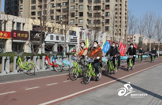 市区公共自行车系统开展“学习雷锋树新风 文明出行我践行”主题活动3