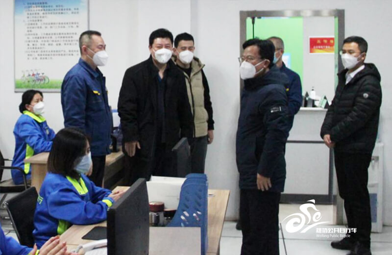 市市政公用事业服务中心领导节前走访慰问公共自行车运营一线2 市市政公用事业服务中心领导节前走访慰问公共自行车运营一线2